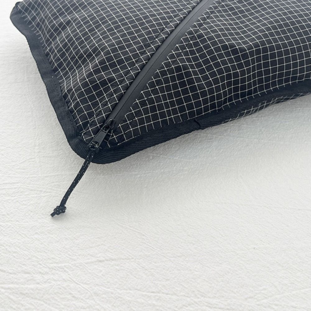 حقيبة تخزين وسادة متينة 2 في 1 - مراجعة Camp Pillow Compressible وسعره